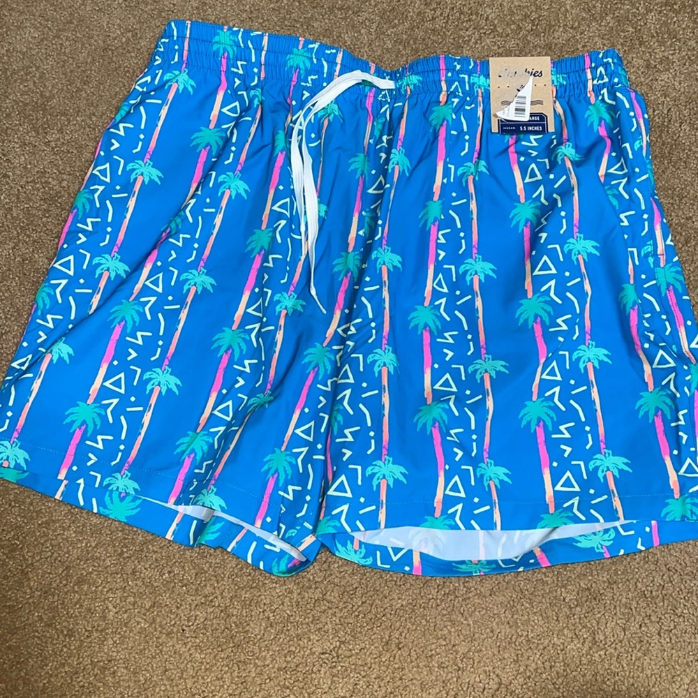 chubbies Blue Palm Tree Print Swim Trunks
